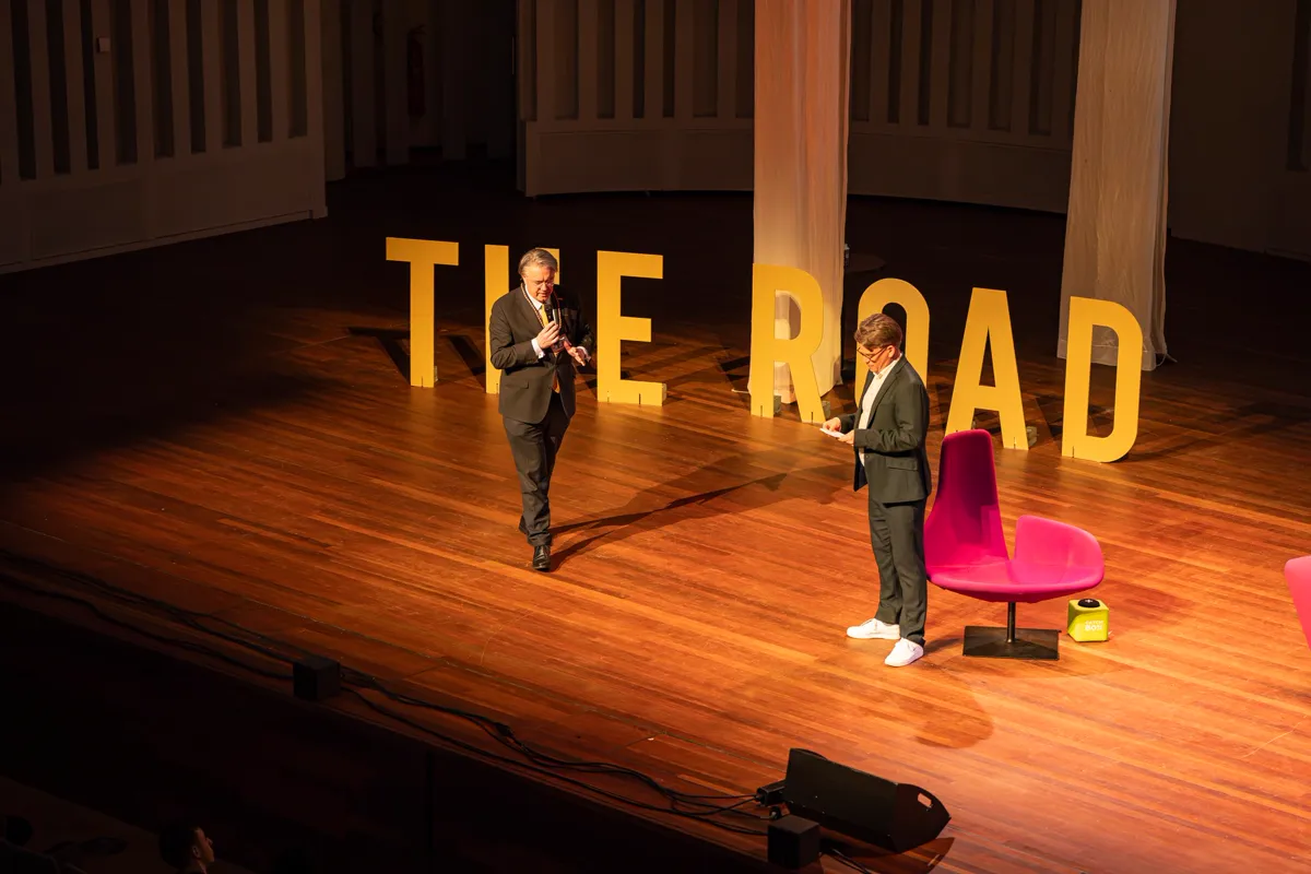 Jerre Maas op het podium van The Road in 2024